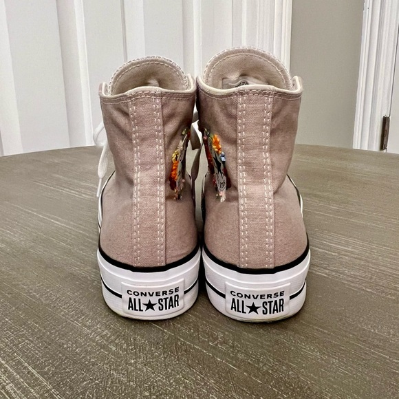 Embroidered Converse - Picture 5 of 7